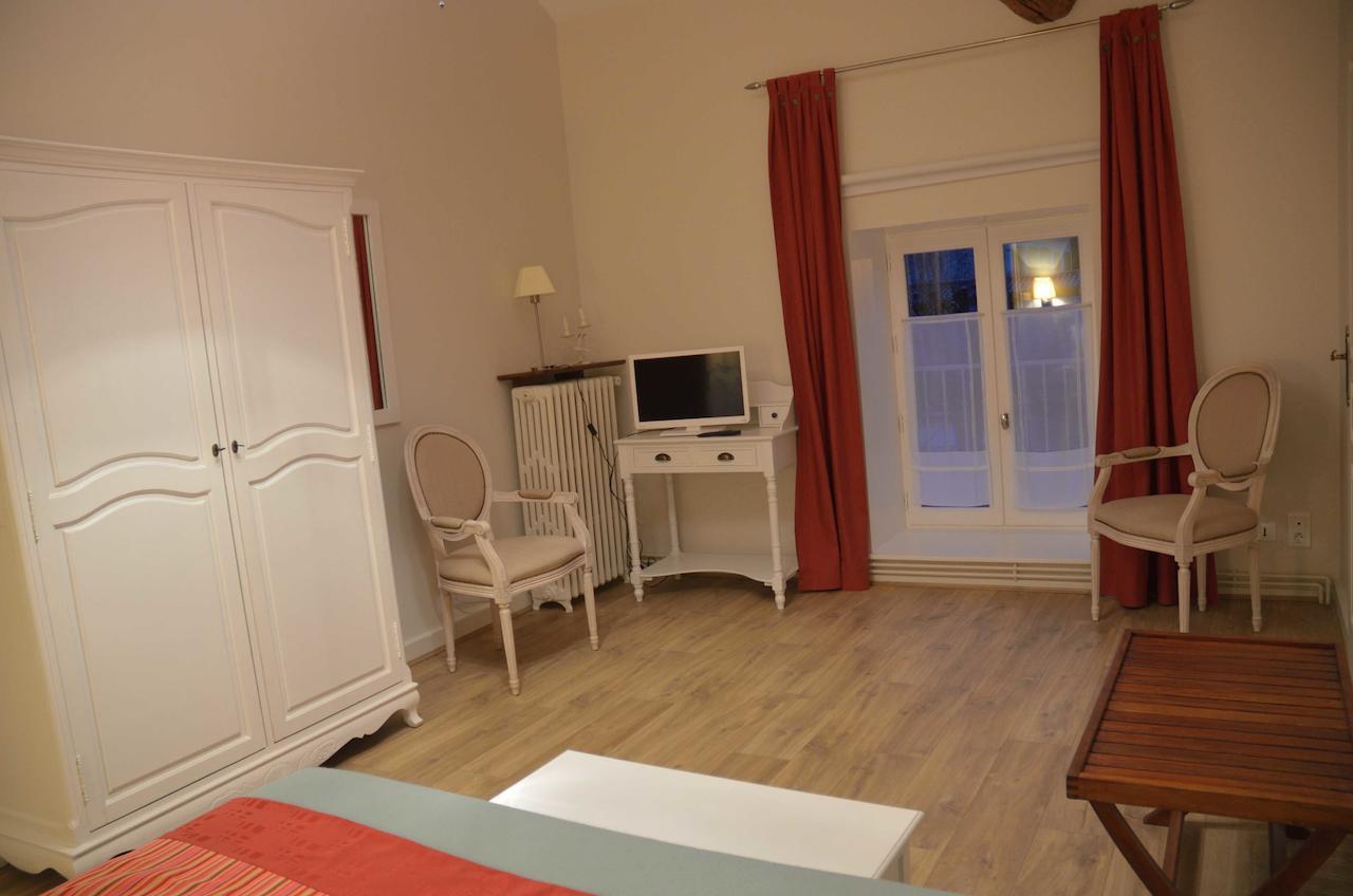 Chambre D'Hotes Le Jardin Des Pierres Dorees Marcy ห้อง รูปภาพ
